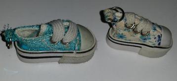 Schoentjes sleutelhangers beschikbaar voor biedingen