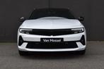 Opel Astra Sports Tourer 1.2 GS Line || VAN MOSSEL VOORRAADV, Auto's, Stof, 1199 cc, Met garantie (alle), Wit