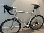 Trek Madone 4 Series – mt 62 - Carbon / Ultegra, Fietsen en Brommers, Fietsen | Racefietsen, Carbon, 57 tot 61 cm, Meer dan 20 versnellingen
