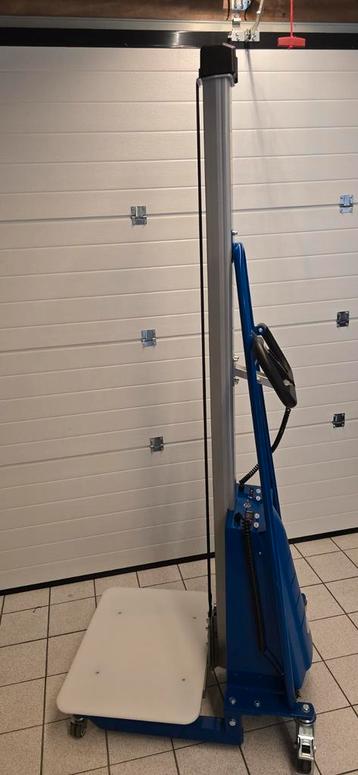 Electrische tilhulp / heftafel 200kg hefh 1,7 mtr twv 1898,- beschikbaar voor biedingen