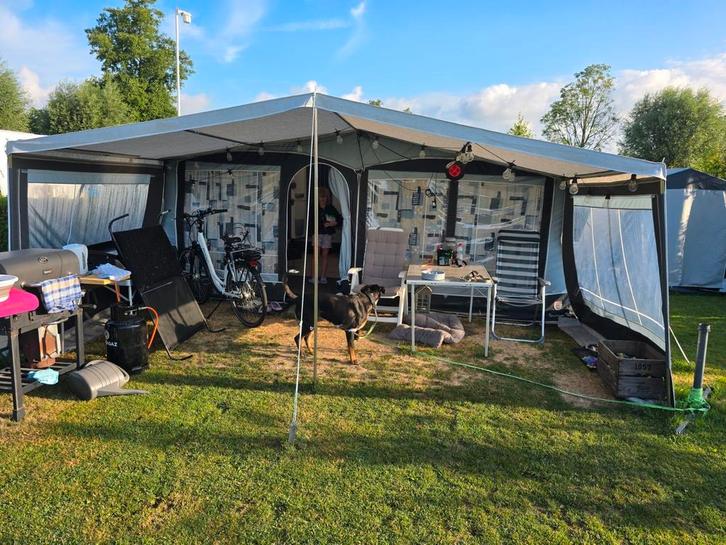 Hobby de luxe easy 560 inclusief mover, Caravans en Kamperen, Tenten, tot en met 5, Zo goed als nieuw, Ophalen