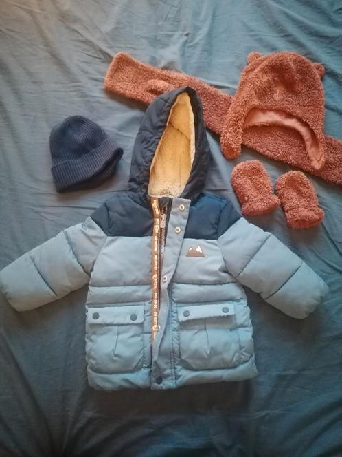 Winterjas maat 80 + toebhoren, Kinderen en Baby's, Babykleding | Maat 74, Zo goed als nieuw, Jongetje, Jasje, Ophalen of Verzenden