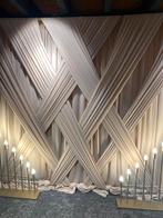 Backdrop vlechtgordijn taupe te huur!!, Hobby en Vrije tijd, Feestartikelen | Verhuur, Ophalen of Verzenden, Zo goed als nieuw