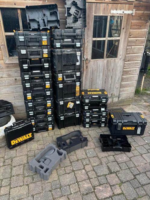 Dewalt Tstak koffers, koffertje nodig?, Doe-het-zelf en Verbouw, Gereedschapskisten, Zo goed als nieuw, Ophalen of Verzenden