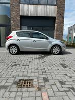 Hyundai i20 1.2I 5-DRS 2012 Grijs, Auto's, 450 kg, 4 cilinders, Origineel Nederlands, Bedrijf