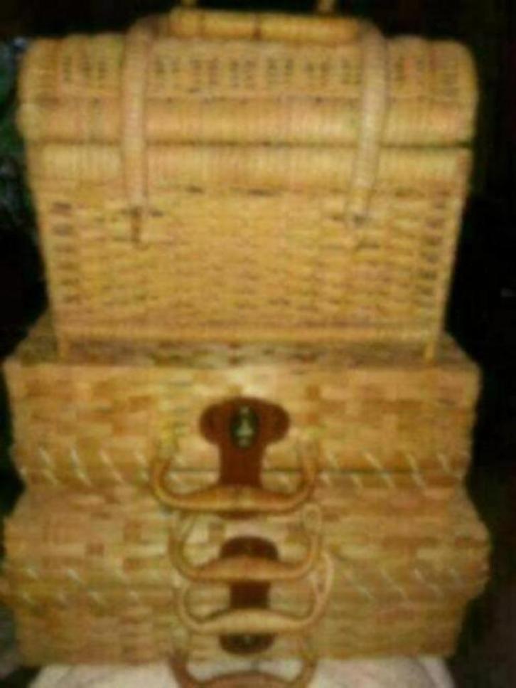 Rieten koffers ( 2 stuks ), Huis en Inrichting, Woonaccessoires | Kisten, Zo goed als nieuw, Minder dan 50 cm, Minder dan 50 cm