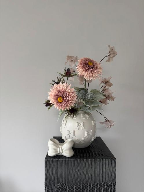 Nieuwe Collectie! Schattig zijden boeket incl vaas kandelaar, Huis en Inrichting, Woonaccessoires | Kunstplanten en Kunstbloemen