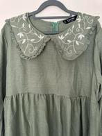 Groene jurk met kraag detail maat 44, Kleding | Dames, Grote Maten, Jurk, Nieuw, Ophalen of Verzenden, Geen