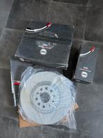Remschijven + remblokken voorzijde van de auto, Auto-onderdelen, Remmen en Aandrijving, Ophalen of Verzenden, Nieuw