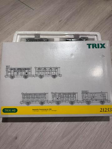 Trix wagonset “NIEUW” beschikbaar voor biedingen