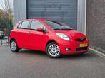 Toyota Yaris 1.3 VVTi Aspiration Ecc|Nap, Auto's, Voorwielaandrijving, Gebruikt, Zwart, 4 cilinders