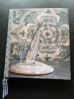 Piri Piri Sardientjes Portugal - Tessa Kiros Kookboek, Hoofdgerechten, Ophalen of Verzenden, Zo goed als nieuw, Europa