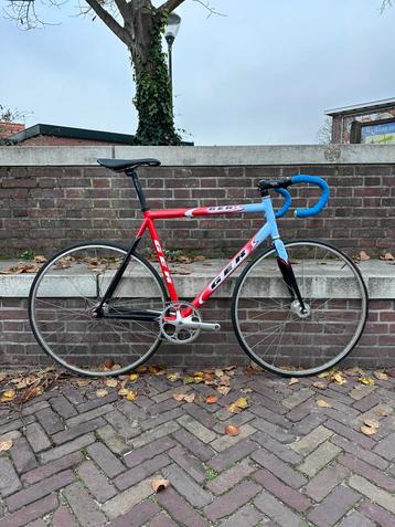 Ger piste / baan fiets beschikbaar voor biedingen