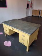 Vintage Gispen bureau, Huis en Inrichting, Bureaus, Ophalen, Gebruikt, Bureau