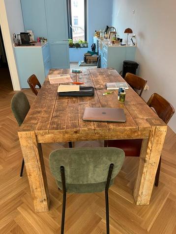 Massief Houten Eettafel beschikbaar voor biedingen