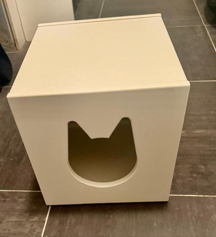 IKEA wit kattenhuis Kallax nieuwstaat, Huis en Inrichting, Kasten | Overige, Zo goed als nieuw, Ophalen