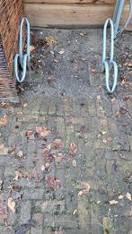 Twee fietsenrekken met betonvoet, Fietsen en Brommers, Ophalen, Gebruikt