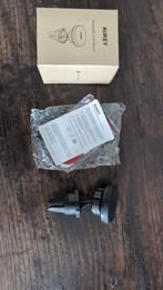 Magnetic car mount van Aukey, Ophalen of Verzenden, Zo goed als nieuw, Auto