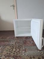 Zanussi vriezer,inhoud 50 liter, werkt super met sperfrost., Witgoed en Apparatuur, Minder dan 85 cm, Minder dan 60 cm, Zo goed als nieuw