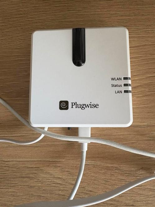 Plugwise Smile P1 - Slimme energiemeter voor inzicht, Doe-het-zelf en Verbouw, Thermostaten, Zo goed als nieuw, Ophalen of Verzenden
