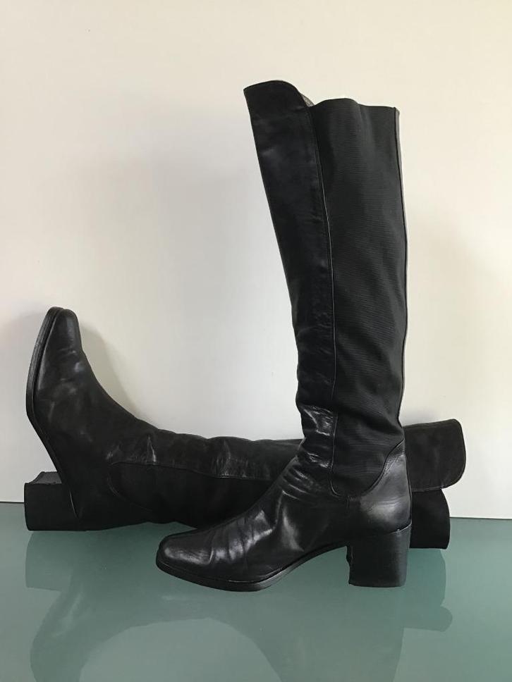GRATIS VERZENDEN | Armando Pollini zwarte laarzen 38½, Kleding | Dames, Schoenen, Zo goed als nieuw, Hoge laarzen, Zwart, Verzenden