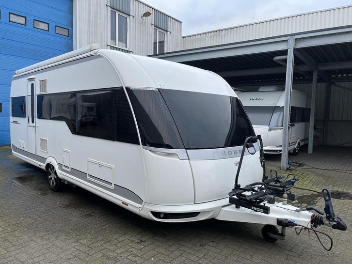 Hobby 560 UL PREMIUM VERKOCHT (bj 2012), Caravans en Kamperen, Caravans, Bedrijf, Hobby, tot 4 meter, Airco, Koelkast, Lichtmetalen velgen