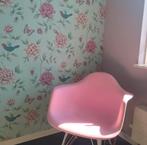 Roze Schommelstoel Eames, Huis en Inrichting, Ophalen, Zo goed als nieuw, Eén