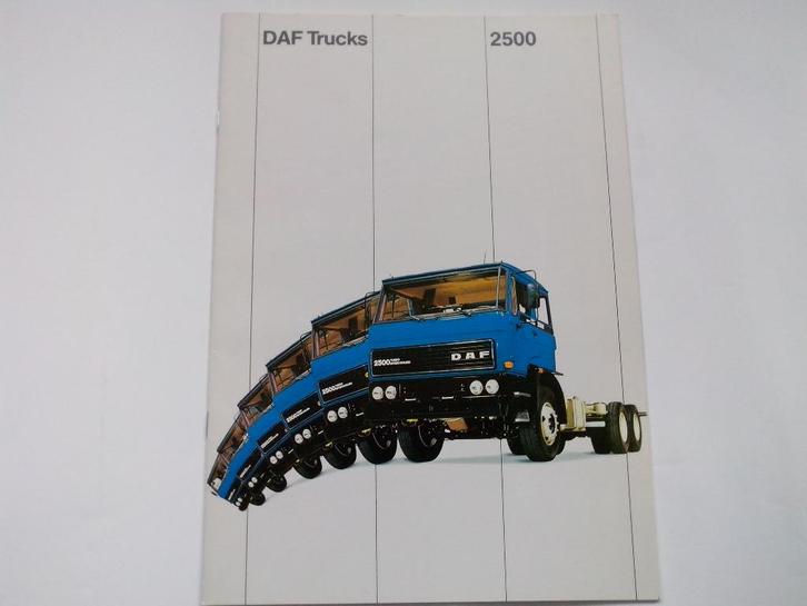 4x DAF 2500 brochures folders 1982 + 1988 + Philips Smit, Boeken, Auto's | Folders en Tijdschriften, Zo goed als nieuw, Overige merken