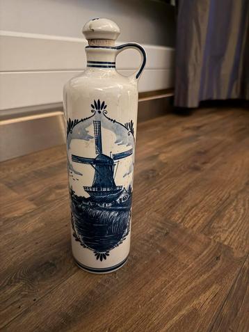 Delfts Blauwe Jeneverfles Molen & Bloem beschikbaar voor biedingen