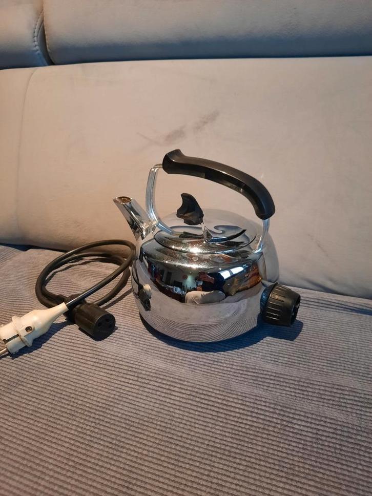 Vintage Elektrische Ketel Swan - Jaren 70, Witgoed en Apparatuur, Waterkokers, Gebruikt, 1 tot 2 liter, Rvs, Ophalen of Verzenden