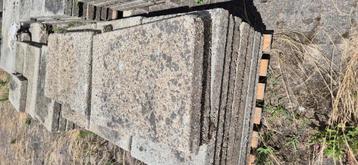 Gebruikte betonnen terrastegels  beschikbaar voor biedingen