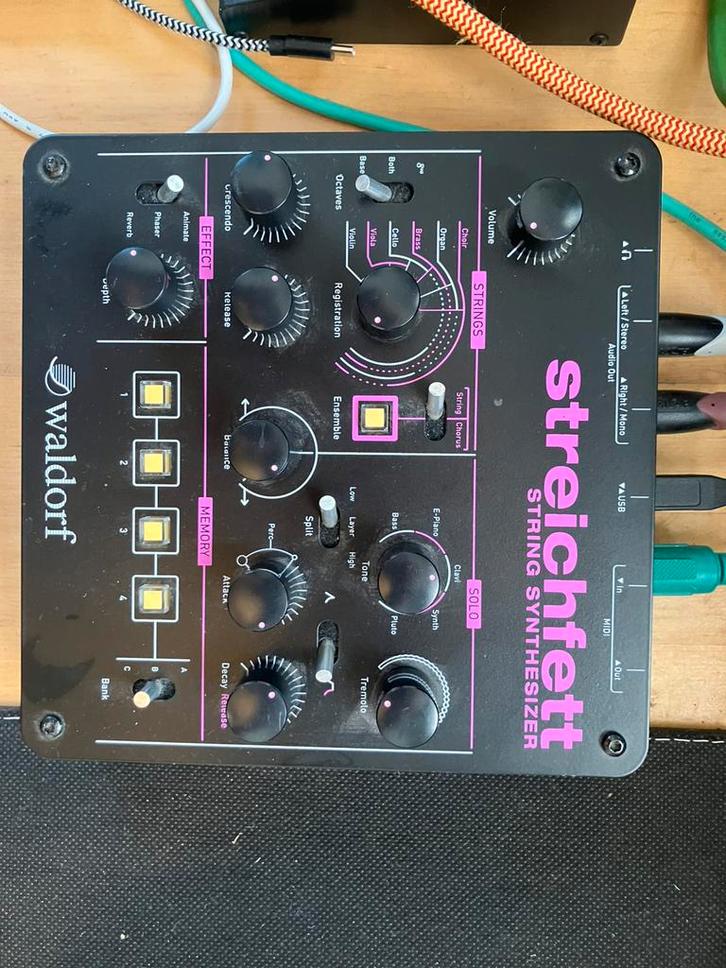 Waldorf Streichfett string synthesizer, Muziek en Instrumenten, Synthesizers, Zo goed als nieuw, Overige aantallen, Overige merken