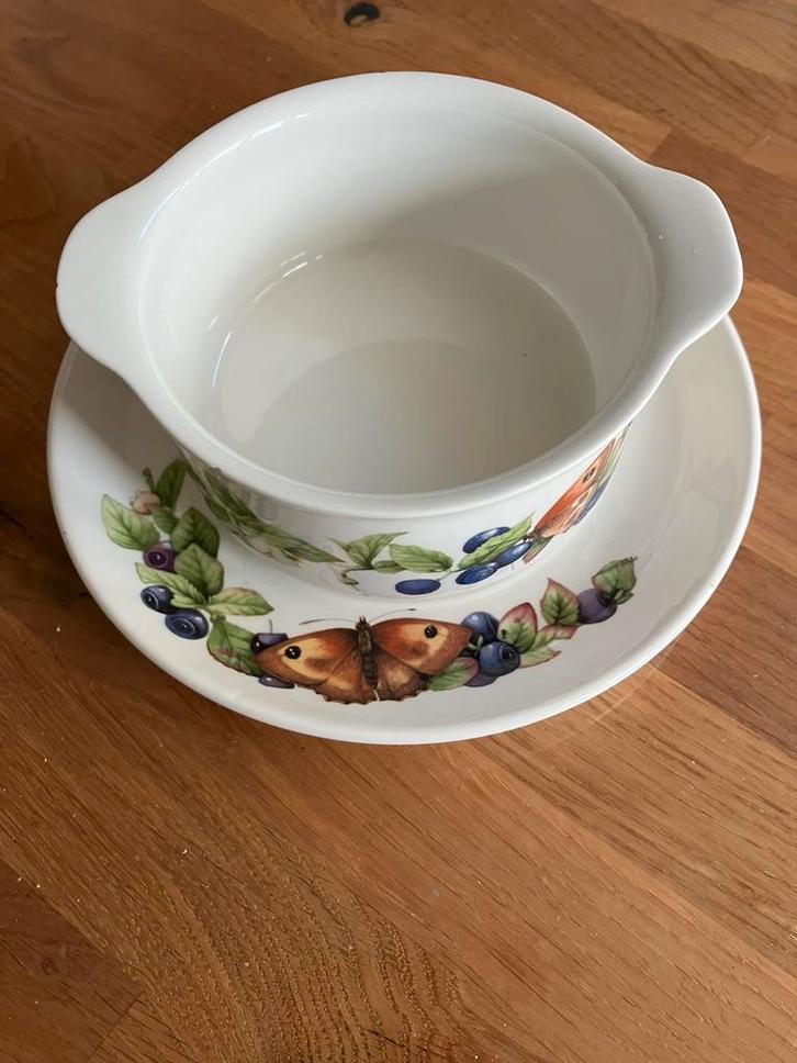 Wedgwood Marjolein Bastin Libelle Bosvrucht soepkom/schotel, Huis en Inrichting, Keuken | Servies, Gebruikt, Kom(men), Wedgwood