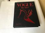 VOGUE. The shoe., Boeken, Mode, Ophalen of Verzenden, Zo goed als nieuw, Mode algemeen, Harriet Quick