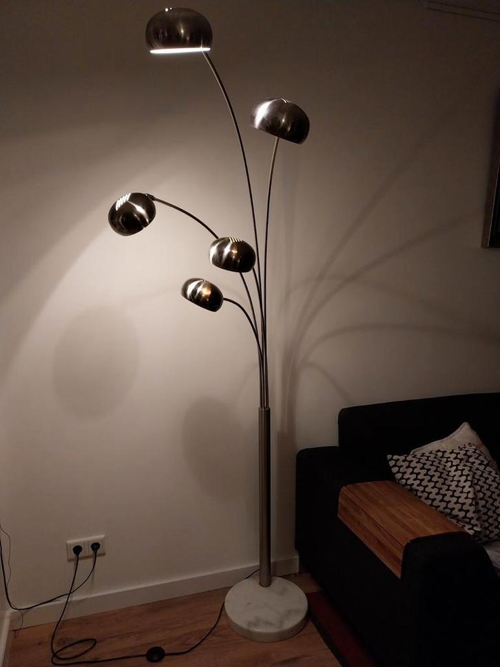 Stijlvolle staande lamp met 5 bollen en marmeren voet, Huis en Inrichting, Lampen | Vloerlampen, 150 tot 200 cm, Ophalen