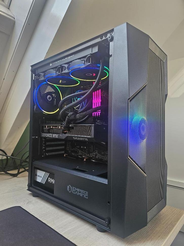 Game PC (Ryzen 7 5700x / RTX 4070 12GB / 32GB / 1TB / RGB), Computers en Software, Desktop Pc's, Zo goed als nieuw, 4 Ghz of meer