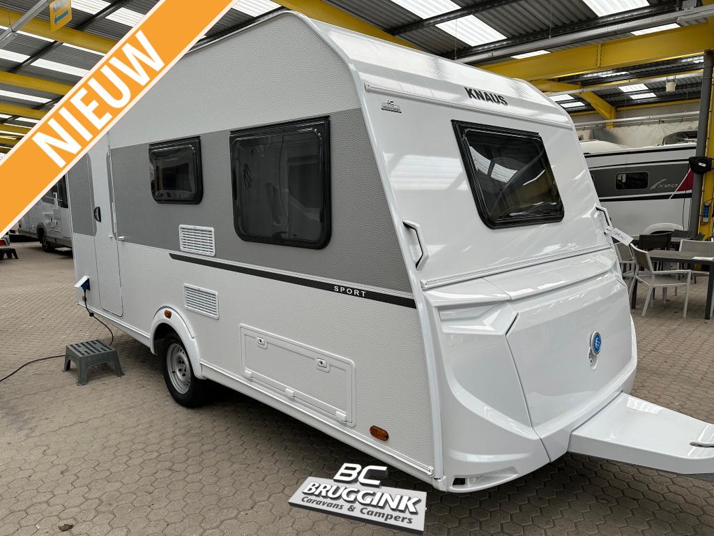 Knaus Sport 420 QD NIEUW!, Caravans en Kamperen, Caravans, Treinzit, Schokbreker, 5 tot 6 meter, Knaus