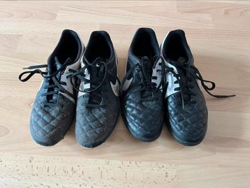 Nike (kunstgras)voetbalschoenen maat 39 beschikbaar voor biedingen