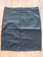 Zwarte Vila rok nepleer, maat L, zgan, Zwart, Vila, Maat 42/44 (L), Ophalen of Verzenden