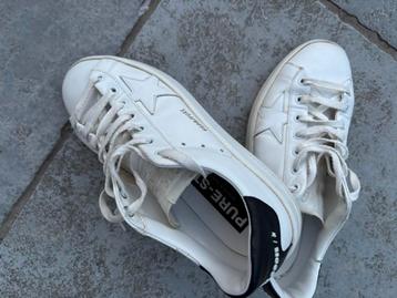 Sneakers gokden goise deluxe beschikbaar voor biedingen