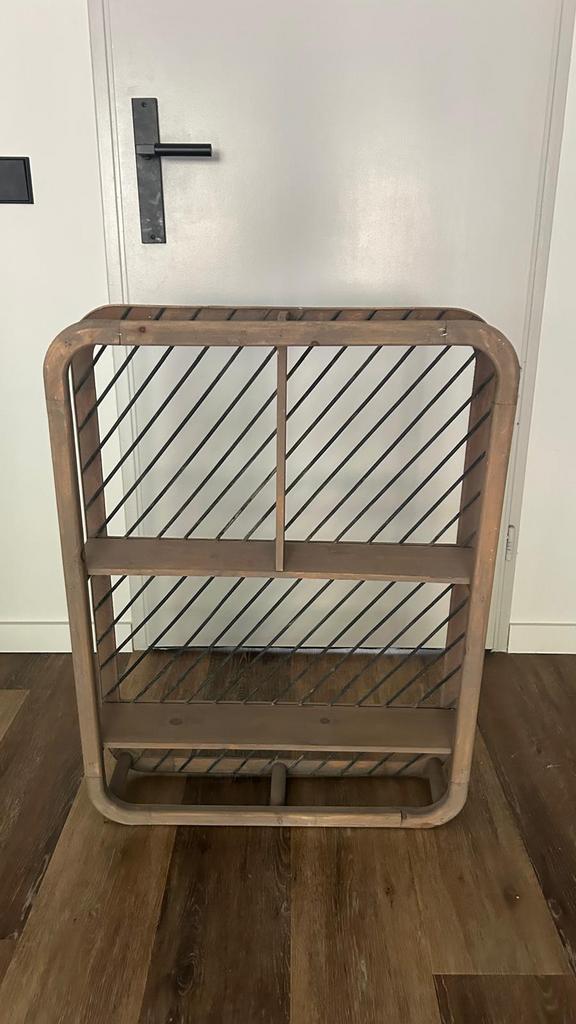 Madam Stolz wandrek, Huis en Inrichting, Woonaccessoires | Wandplanken en Boekenplanken, Zo goed als nieuw, Ophalen