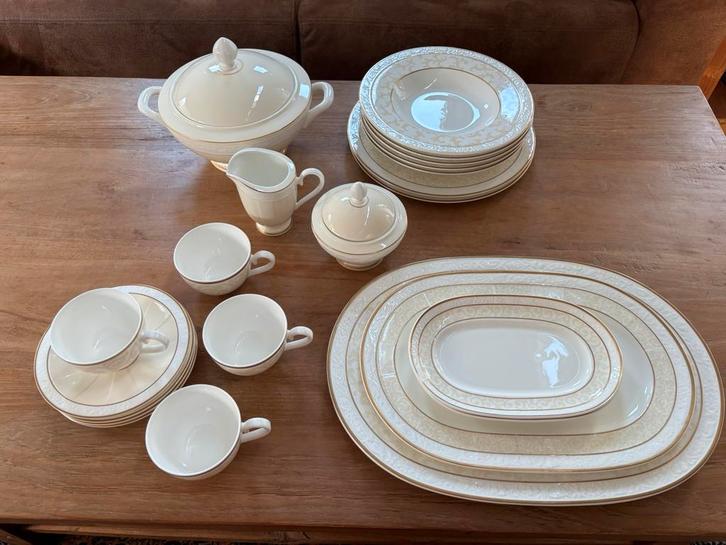 Onderdelen van het prachtige Villeroy & Boch Ivoire servies, Huis en Inrichting, Keuken | Servies, Zo goed als nieuw, Overige stijlen