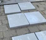 Gratis Cobo Garden - Betontegel - Grijs - 50x50x4,5cm, Tuin en Terras, Aarde en Mest, Ophalen, Tuinaarde