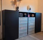 Ikea hoog dressoir kast 240 cm schuifdeuren en glazen lades, Huis en Inrichting, Kasten | Roldeurkasten en Archiefkasten, Ophalen