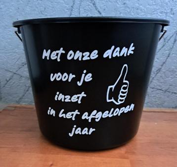 Kado emmer beschikbaar voor biedingen