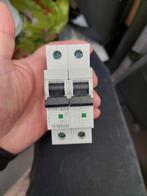 Iskra RV61N 40A Schakelaar, Doe-het-zelf en Verbouw, Elektra en Kabels, Ophalen of Verzenden, Gebruikt, Schakelaar