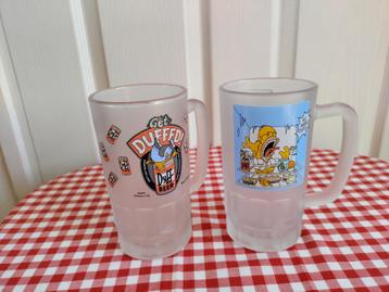 Twee grote bierpullen  The Simpsons