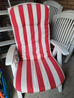 4Tuintoelen met tafel, Tuin en Terras, Ligbedden, Ophalen, Zo goed als nieuw, Kunststof