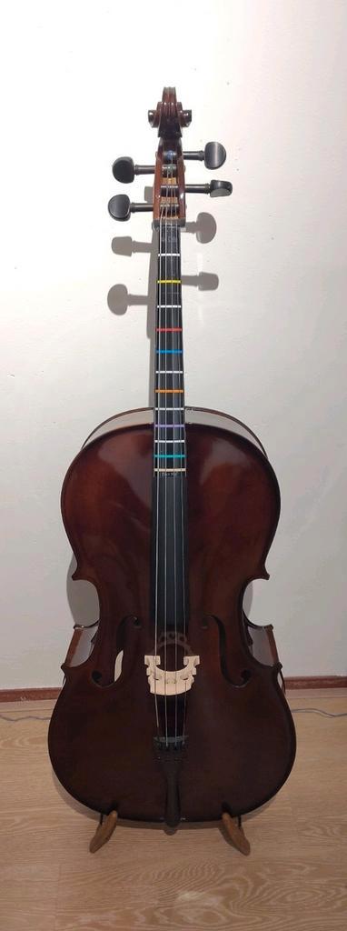 Z.g.a.n: Leonardo Cello 4/4 + toebehoren, Muziek en Instrumenten, Strijkinstrumenten | Cello's, Zo goed als nieuw, 4/4-cello, Ophalen