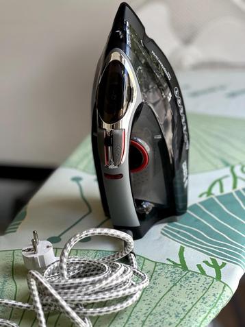 Steam Iron beschikbaar voor biedingen